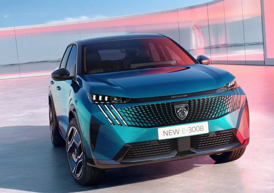 Recensione del crossover elettrico Peugeot e-3008