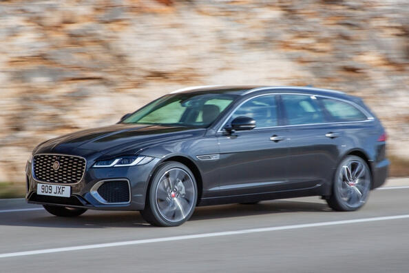 Recensione Jaguar XF Sportbrake: la station wagon britannica dopo l’aggiornamento Foto 4