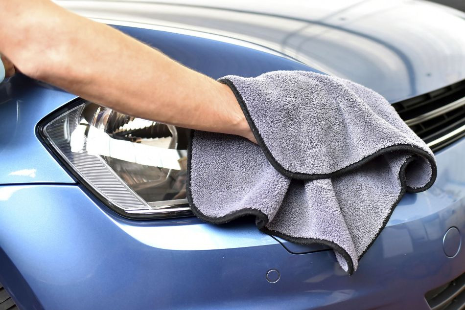 Quante volte puoi lucidare i fari delle auto?