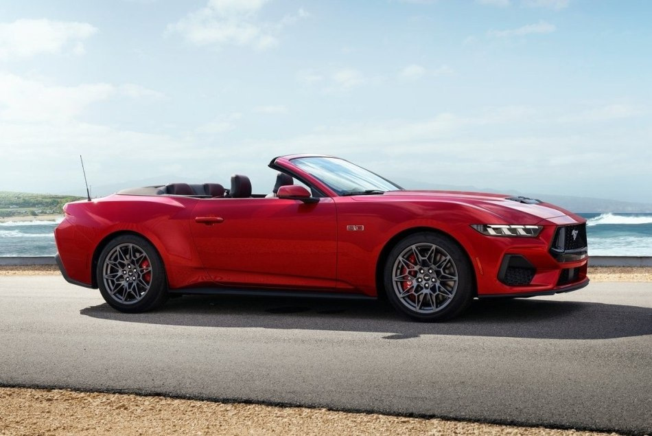 Recensione della Ford Mustang Convertibile del 2023