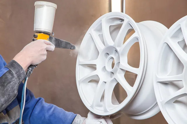 Verniciatura a polvere: messa a punto spettacolare per la tua auto