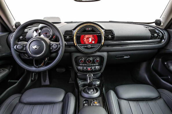 Recensione della MINI Clubman aggiornata: più stile e comfort Foto 5