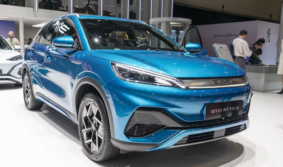 BYD Atto 3: recensione del crossover elettrico cinese con carattere