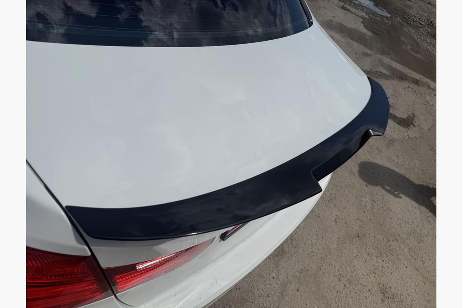BMW 3 Series F30/F31 2012-2019 Spoiler stile M4 (per F30/F80, primerizzato per verniciatura) Image