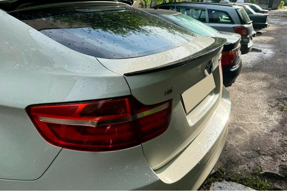 BMW X6 E71 2008–2014 Spoiler DPT (Nero Lucido) Image