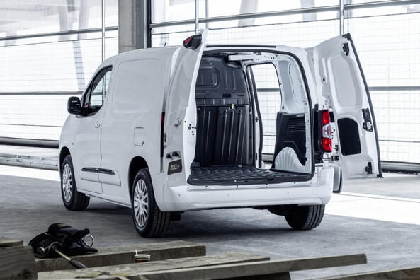 Recensione del furgone compatto Toyota Proace City Van Foto 5
