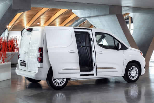 Recensione del furgone compatto Toyota Proace City Van Foto 3