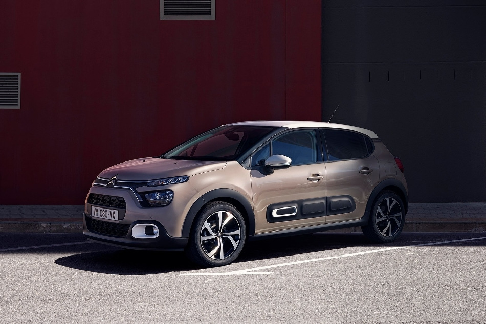 Revisione della berlina cittadina aggiornata Citroen C3