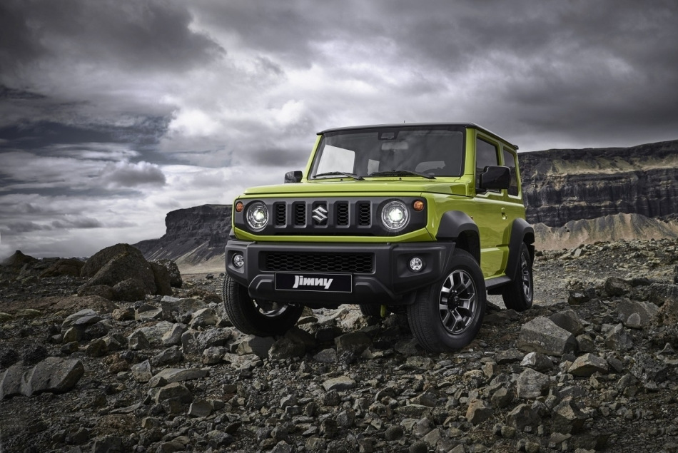 Il leggendario SUV Suzuki Jimny IV generazione