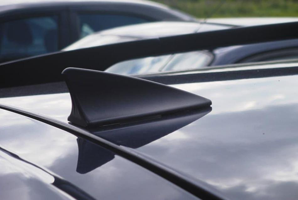 Perché hai bisogno di una pinna sul tetto di un’auto?