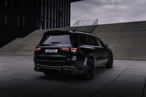 Recensione BRABUS 900 Super Black Mercedes-AMG GLS 63 4MATIC+ Foto 3