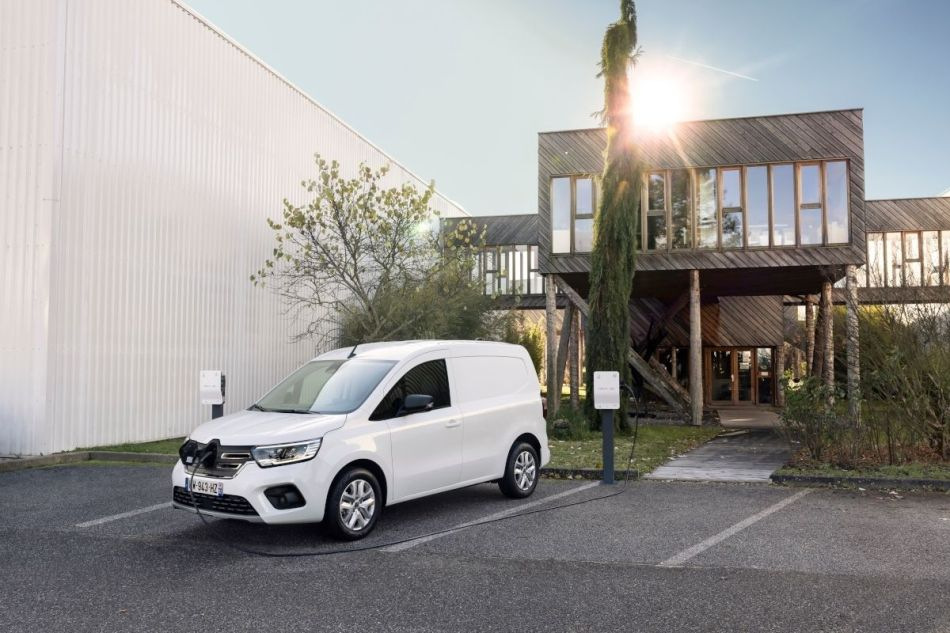 Recensione del furgone elettrico Renault Kangoo Van E-Tech