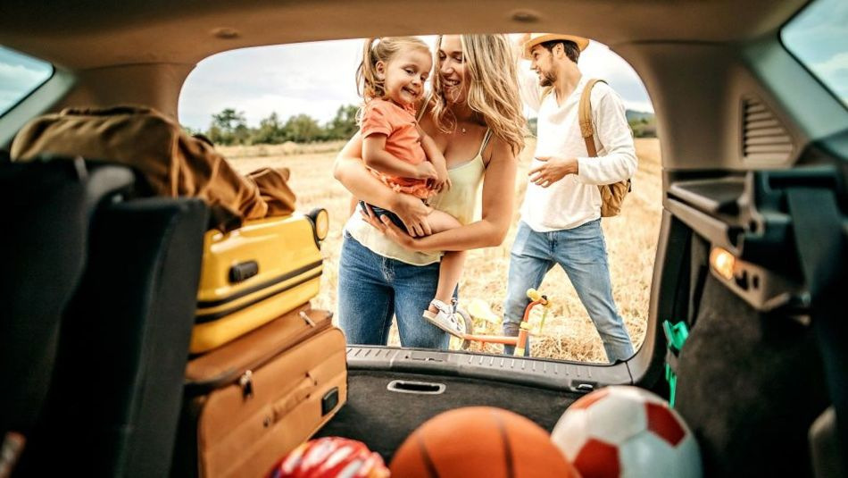Cose necessarie per viaggiare in macchina: cosa portare con sé in viaggio