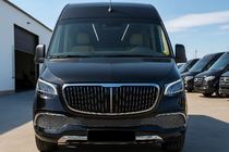 Mercedes Sprinter W907/W910 2018- Paraurti anteriore con griglia (Maybach) foto 2