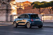 Recensione Fiat 500e: elegante berlina elettrica foto 3