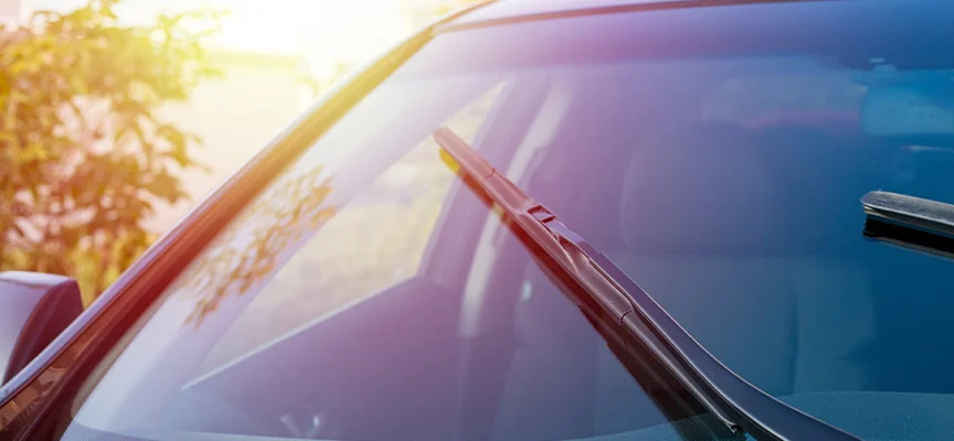 Come prolungare la durata del parabrezza di un’auto?