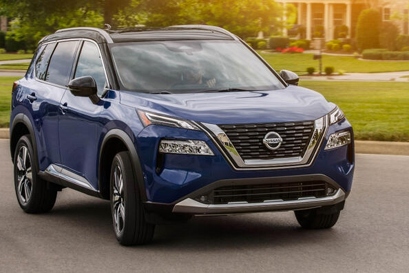 Crossover Nissan Rogue: revisione della terza generazione