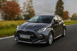 Mazda 2 berlina utilitaria ibrida foto 3