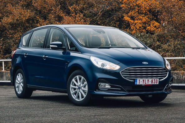 Revisione del restyling della Ford S-Max di seconda generazione
