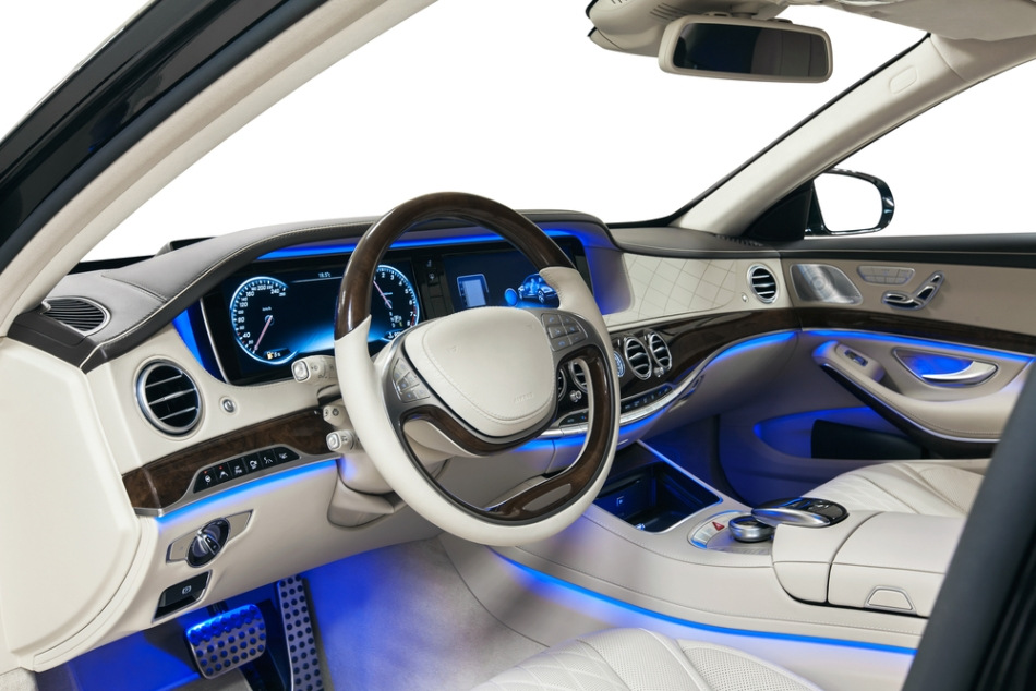 Installazione dell’illuminazione a LED: come aggiungere individualità all’auto