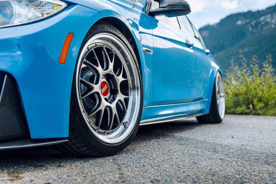 Come scegliere i cerchi perfetti per un’auto: consigli sulla messa a punto