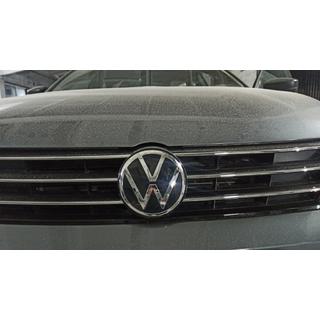 Emblema anteriore Volkswagen Jetta 2011-2018 foto 2