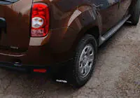 Renault Duster 2008–2017 Paraspruzzi originali EuroCap (4 pz) foto 3