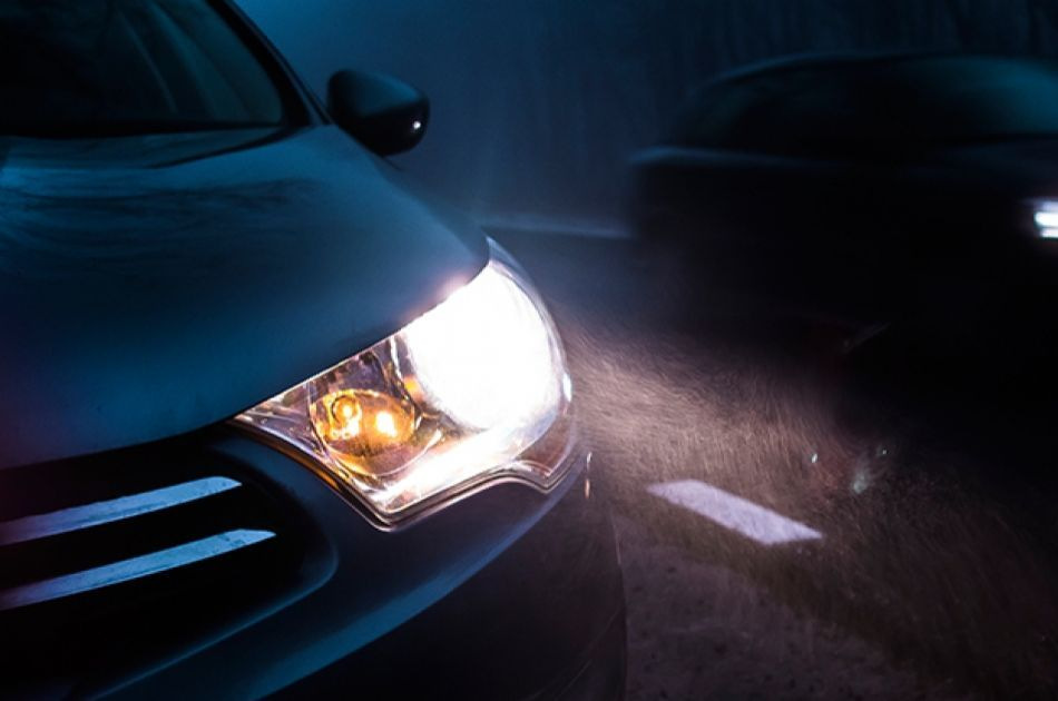 Come migliorare la luce dei fari dell’auto?