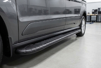 Ford Connect 2021- Pedane Laterali Bosphorus Black (2 pz, Alluminio) foto 1