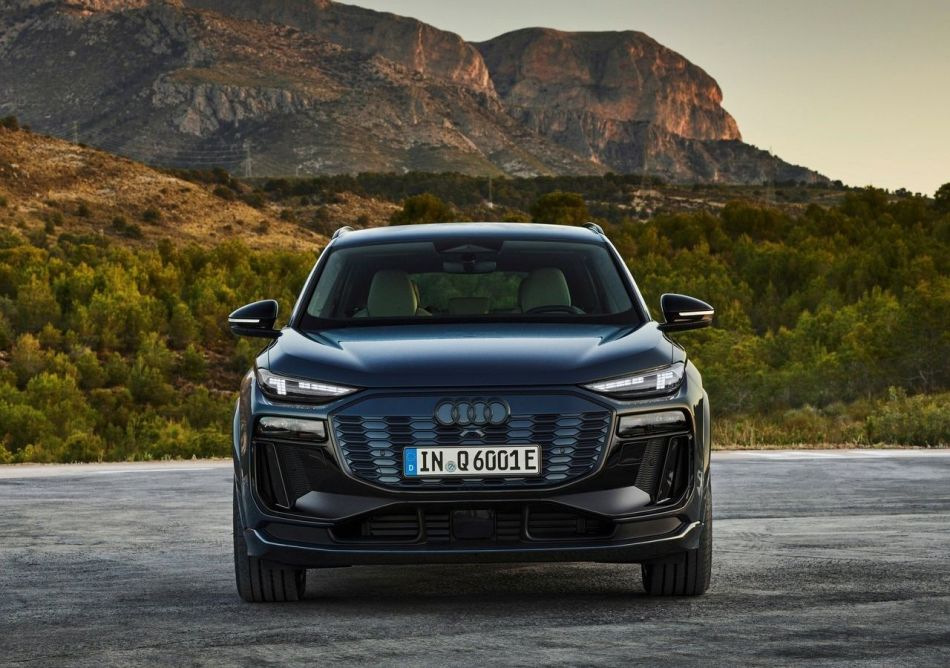 Recensione del crossover elettrico Audi Q6 e-tron