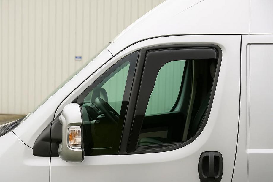 Fiat Ducato 2006-2025 Deflettori aria ad incastro Niken Luxury (2 pz) Foto 1