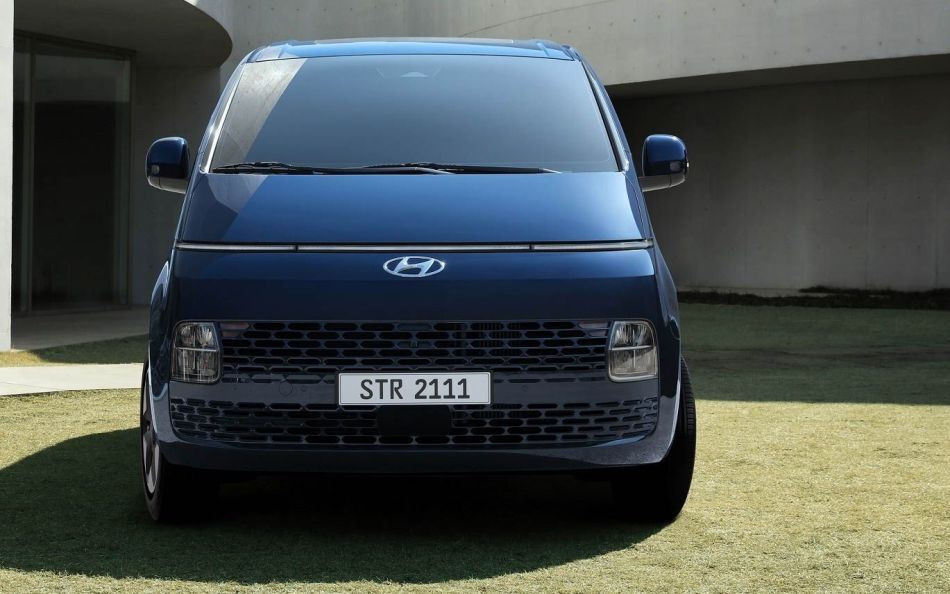 Recensione Hyundai Staria: un nuovo sguardo ai minivan