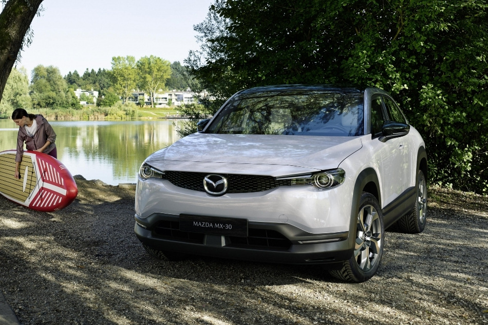 Recensione Mazda MX-30: crossover elegante ed ecologico