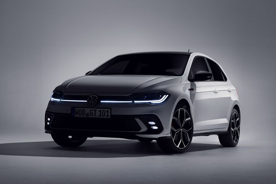 Revisione della berlina Volkswagen Polo GTI «carica».