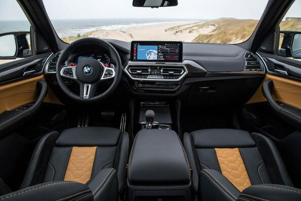 Recensione BMW X3 M: crossover potente e lussuoso Foto 5