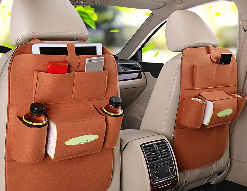 Idee per riporre piccoli oggetti all’interno dell’auto