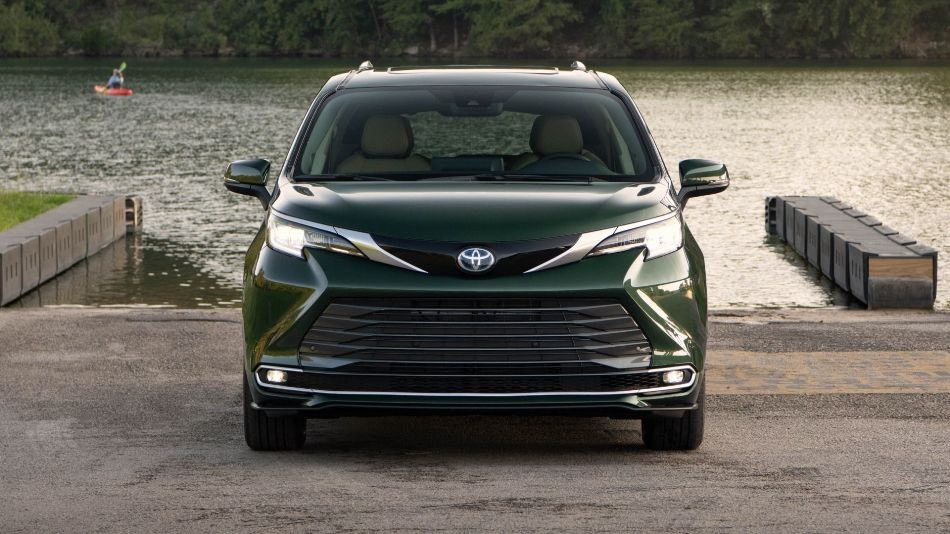 Recensione della quarta versione del minivan Toyota Sienna