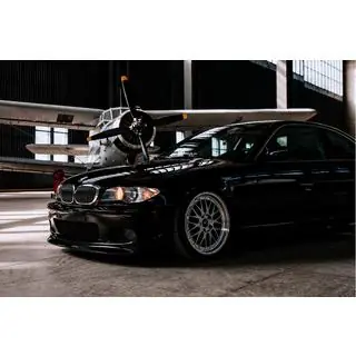 Labbro anteriore DPT V-2 (Per M Sport, Nero Lucido)