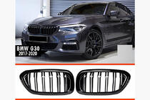 BMW Serie 5 G30/G31 2017–2023 Calandra M-Look (2017-2020, Nero Lucido) foto 4