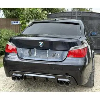 Diffusore Posteriore DPT V-2 (per M-Sport, Nero Lucido)