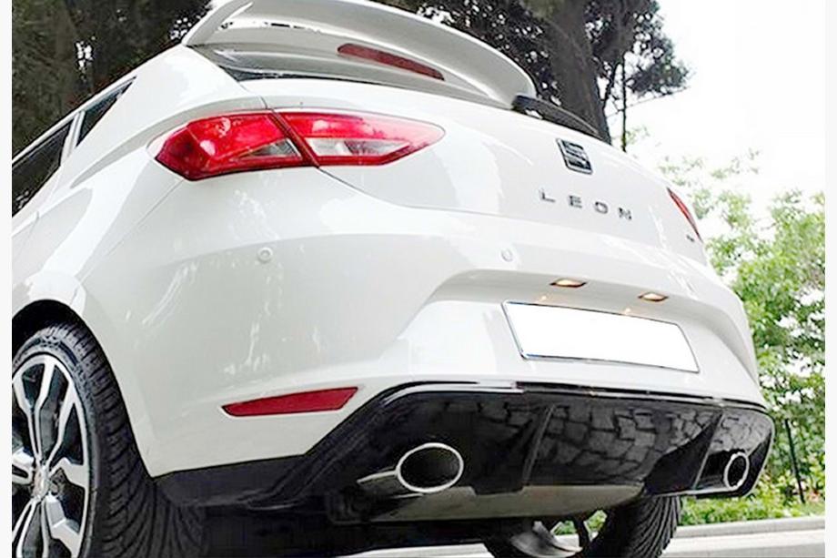 Seat Leon 2013-2020 Diffusore Posteriore DPT V-7 (2013-2016, Nero Lucido) Image