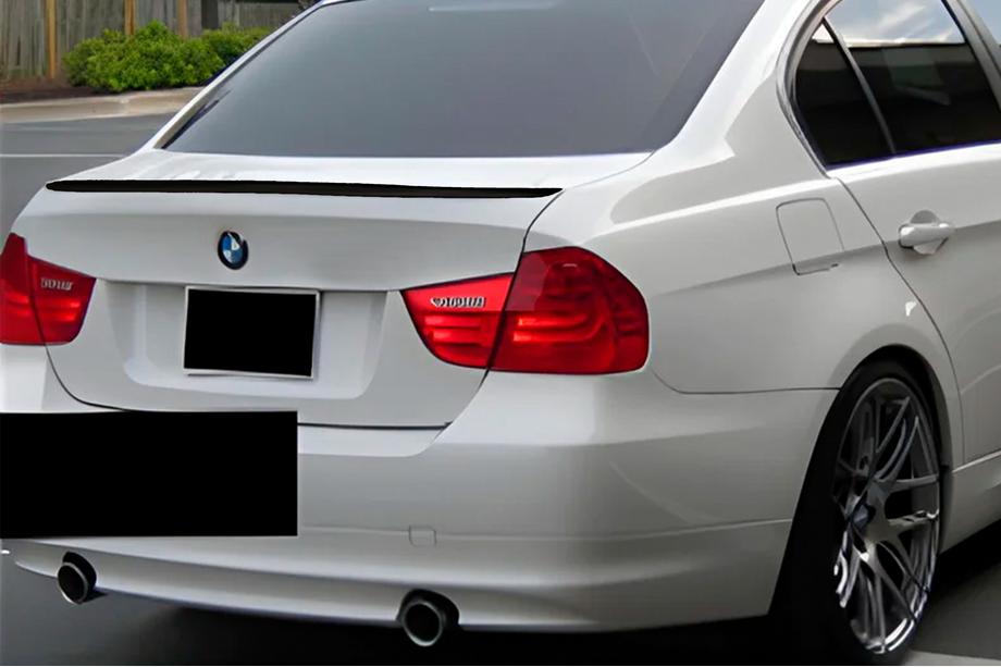 BMW 3 Series E90/E91 2005-2011 Spoiler stile M3 (per E90, nero lucido) Foto 6