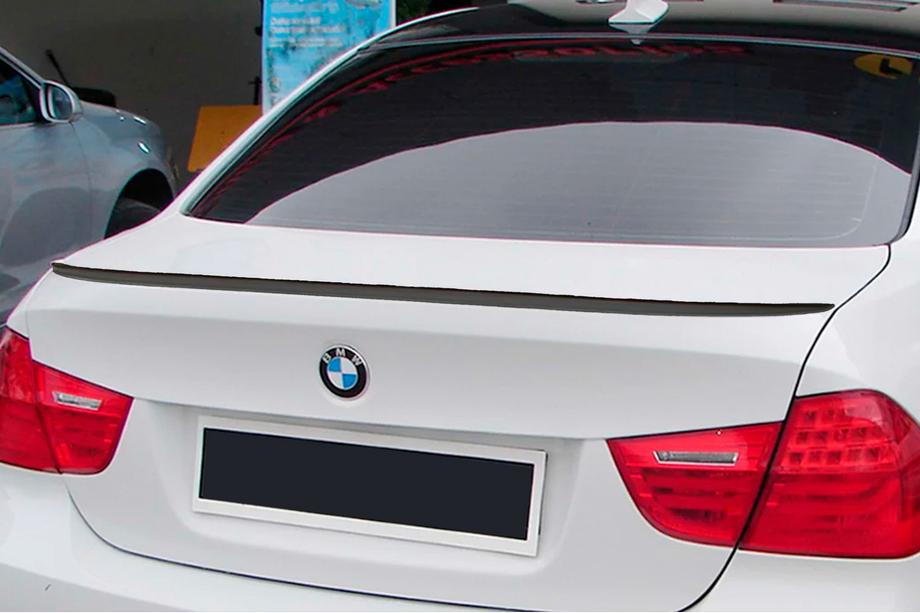 BMW 3 Series E90/E91 2005-2011 Spoiler stile M3 (per E90, nero lucido) Foto 5