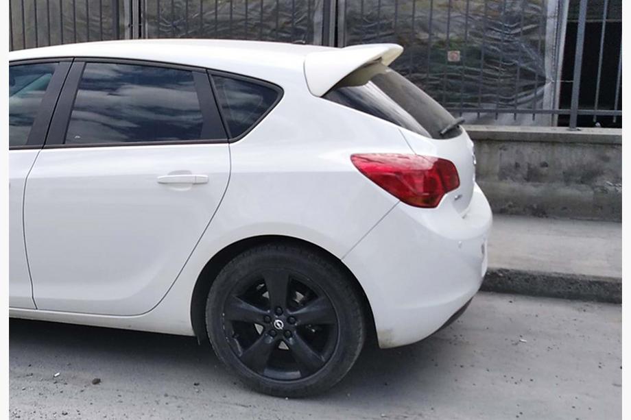 Opel Astra J 2009-2015 Spoiler DPT (HB, da verniciare) Foto 5
