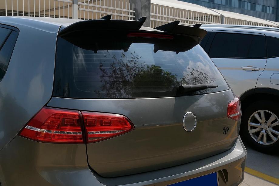 Volkswagen Golf 7/E-Golf 2012-2020 Spoiler DPT V-7 (per Base HB, nero lucido) Foto 2