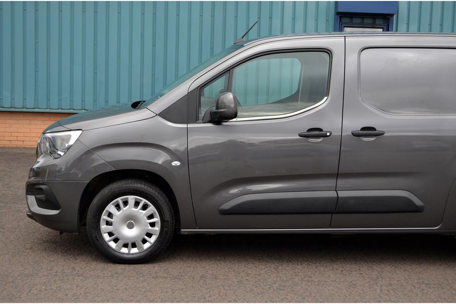 Citroen Berlingo/Multispace 2018- Cornici finestrini Omsa Line (2 pz, acciaio inox) Foto 6