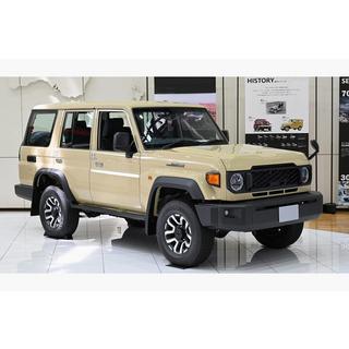 Kit restyling 2024 Toyota Land Cruiser 70 1984- foto 4