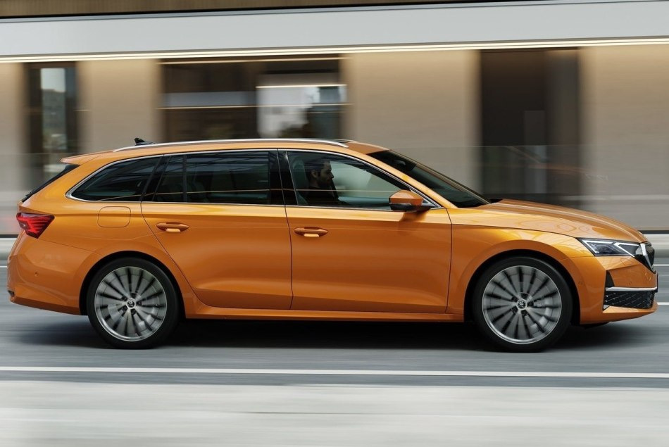 Recensione Skoda Octavia Combi IV generazione: restyling 2024