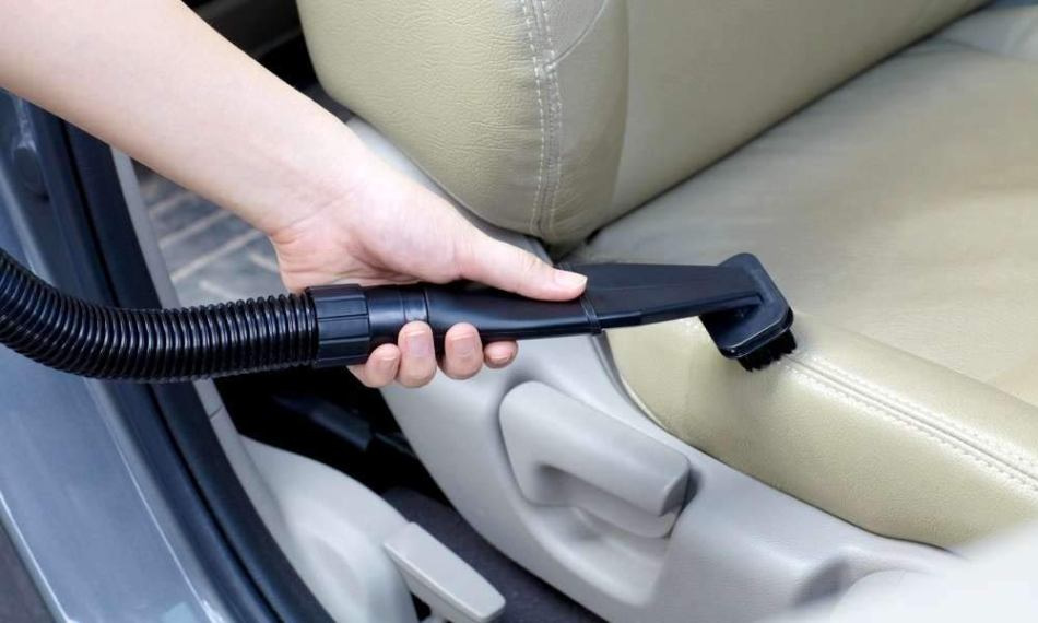 Quale aspirapolvere scegliere per il lavaggio a secco dell’auto?