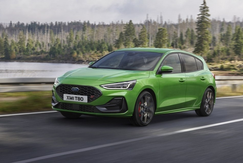 Ford Focus ST: revisione della versione restyling